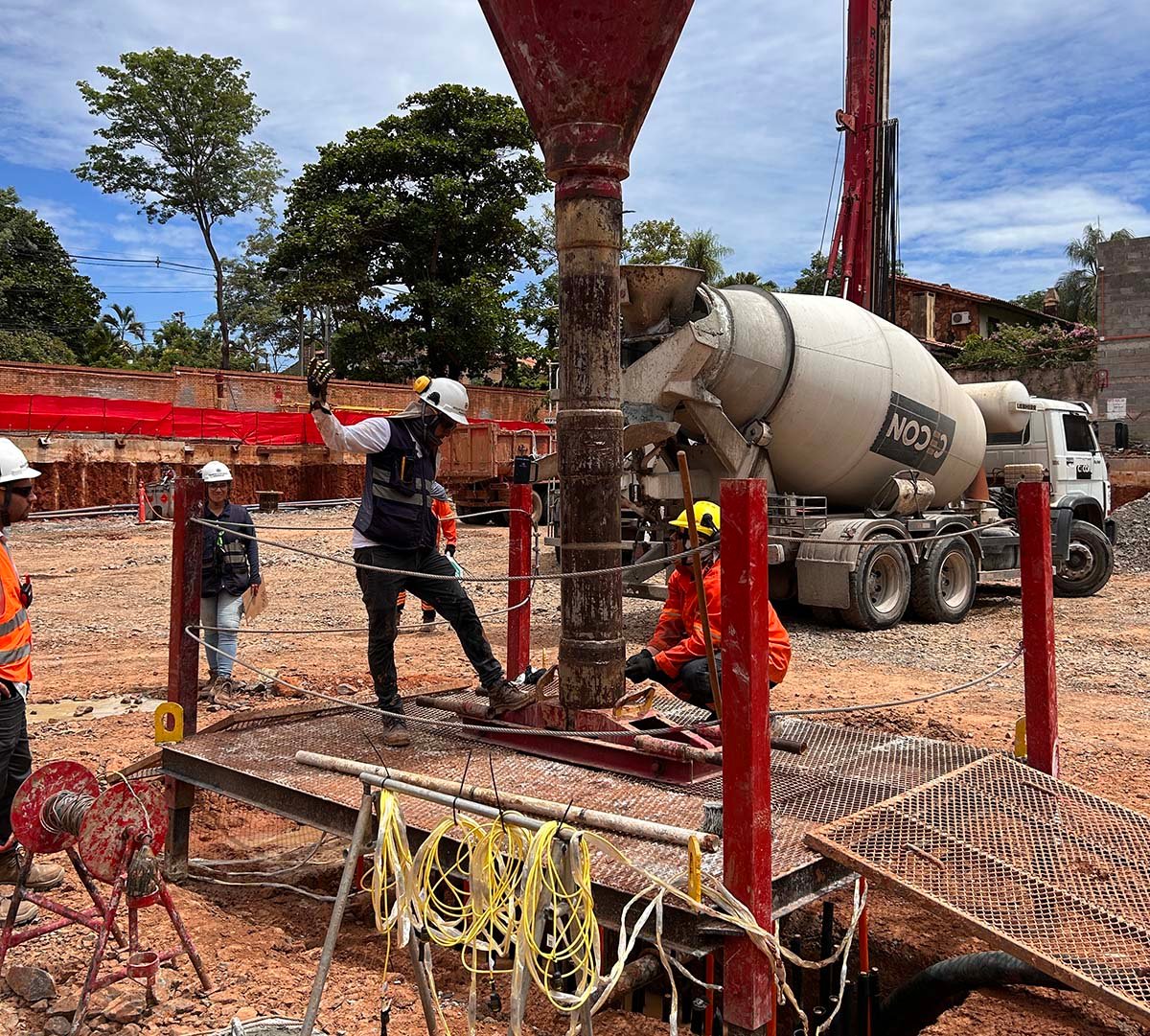 8bec58ec26939457-photo-web